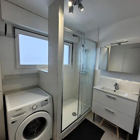 Lumineux Avec Balcon, Proche Centre Et Pistes, Parking Couvert - - Fr-1-598-29 Apartment *