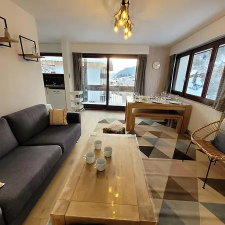 Lumineux Avec Balcon, Proche Centre Et Pistes, Parking Couvert - - Fr-1-598-29 Apartment
